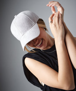 Casquette 6 panneaux en faux daim